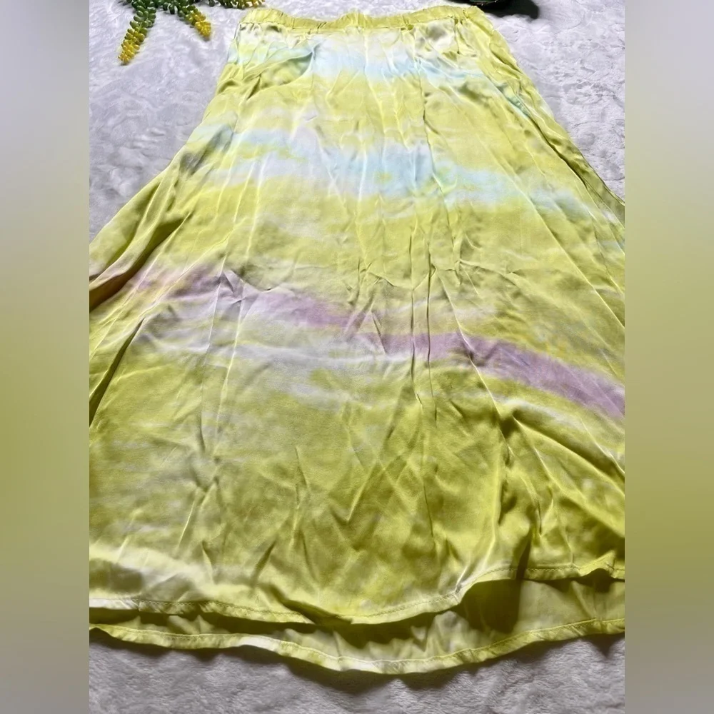 Young Fabulous & Broke Savanna Tie Dye Printed Satin Twist Midi Skirt Lime Small